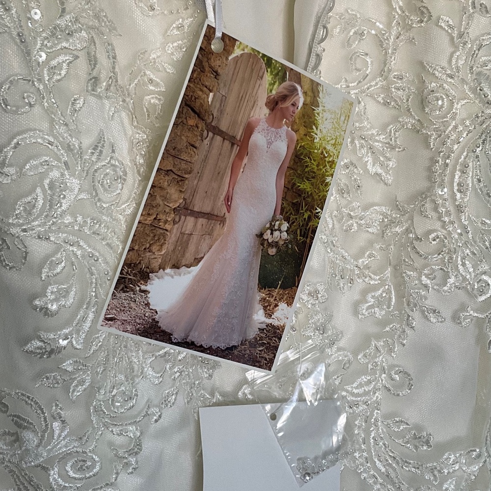 Essence of Australia street size 4 D2174 NWT Ivory wedding dress